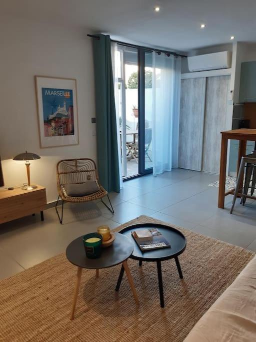 Grand Studio Avec Patio มาร์กเซย ภายนอก รูปภาพ